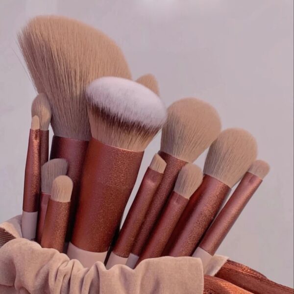 13 PCS/Lot Makeup Brushes Set Eye Shadow Foundation Women Cosmetic Powder Blush Blending Beauty Make Up Tool - Image 2