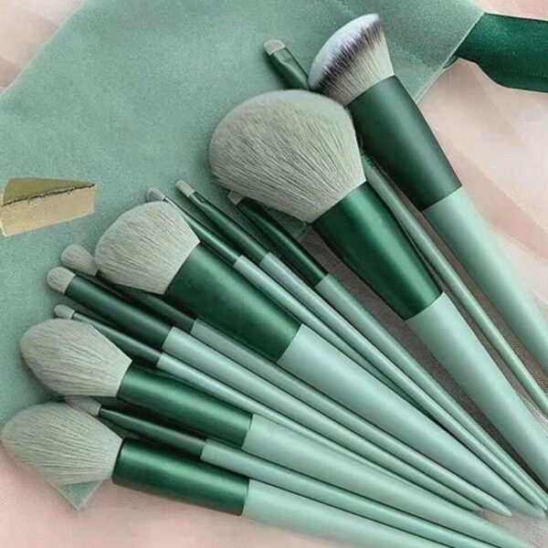 13 PCS/Lot Makeup Brushes Set Eye Shadow Foundation Women Cosmetic Powder Blush Blending Beauty Make Up Tool - Image 4